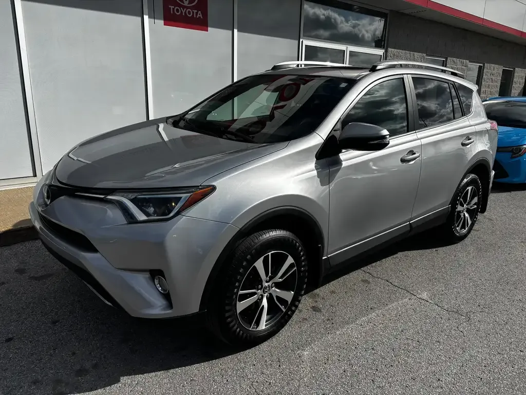 Toyota Rav4 2017 photo 2