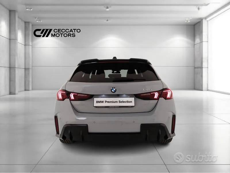 BMW 1 Series 2025 photo 5