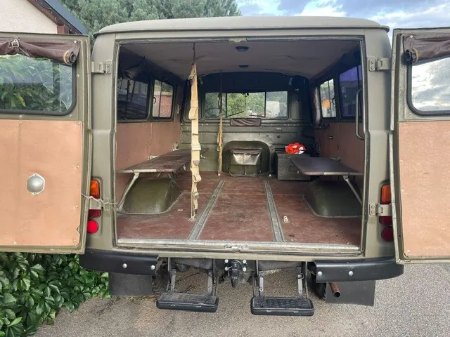 UAZ 452 1988 photo 4