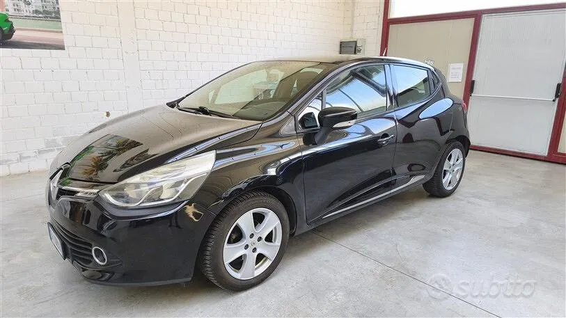 Renault Clio 2014 photo 2