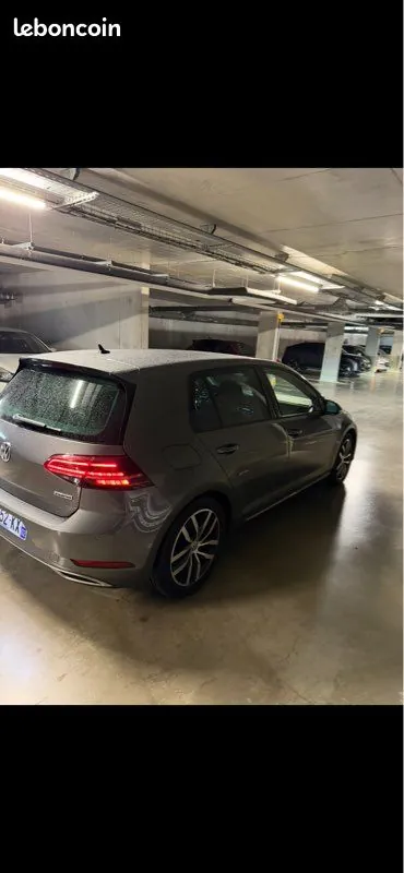 Volkswagen Golf 2018 photo 2