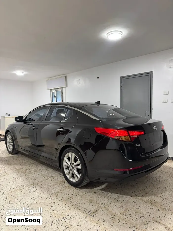 Kia K5 2011 photo 3