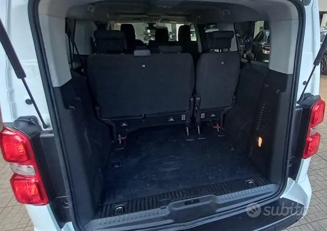 Peugeot Traveller 2021 photo 5