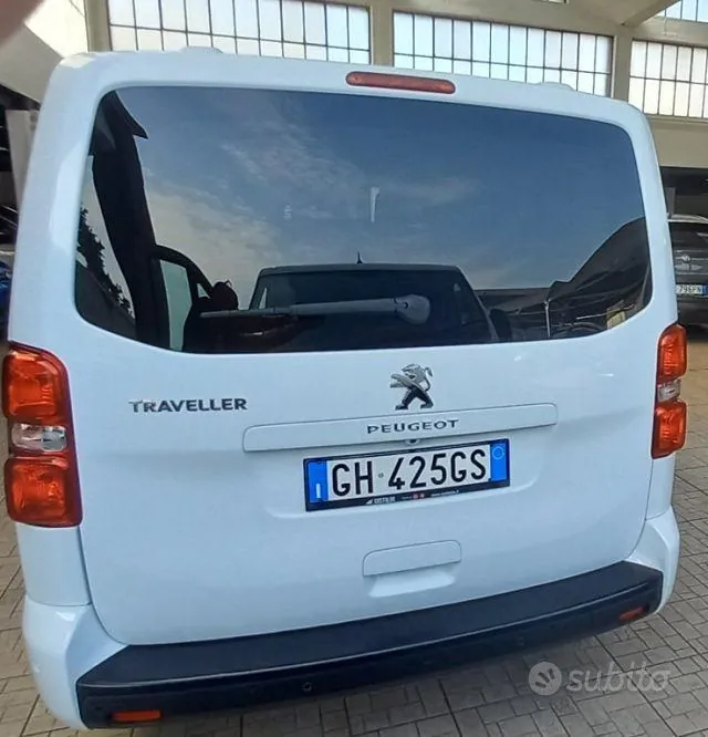 Peugeot Traveller 2021 photo 3