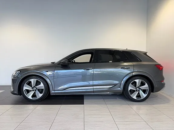 Audi E-Tron 2021 photo 4