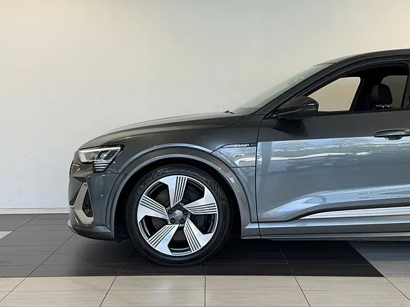Audi E-Tron 2021 photo 3