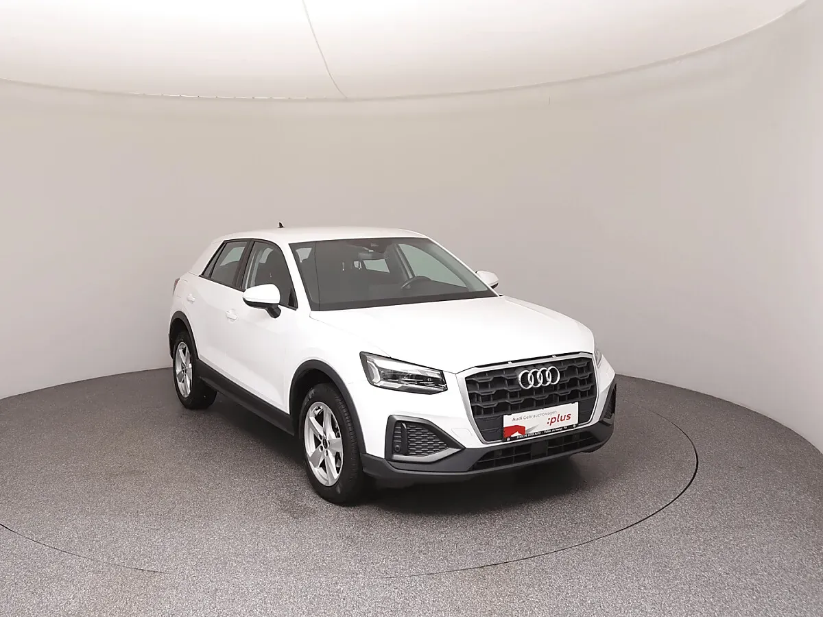 Audi Q2 2022 photo 2