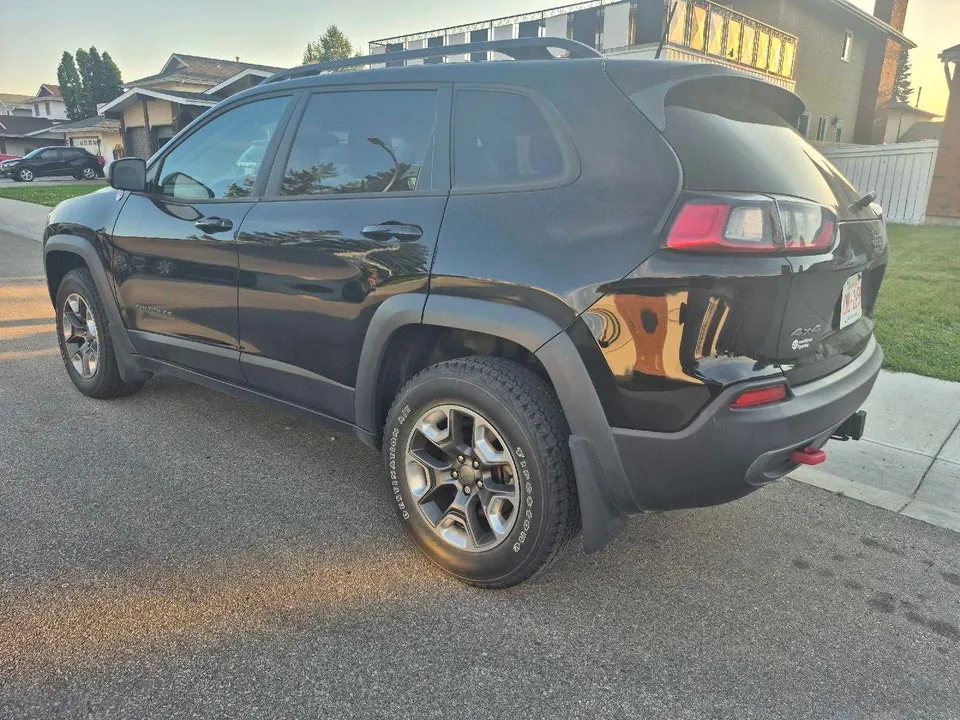 Jeep Cherokee 2019 photo 2
