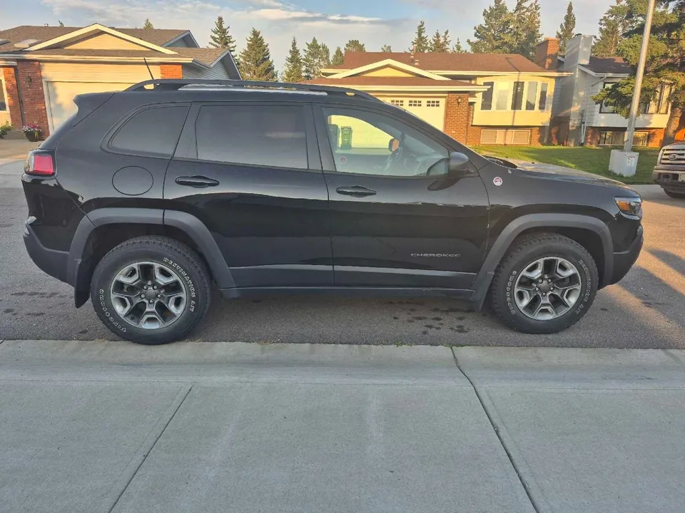 Jeep Cherokee 2019 photo 4
