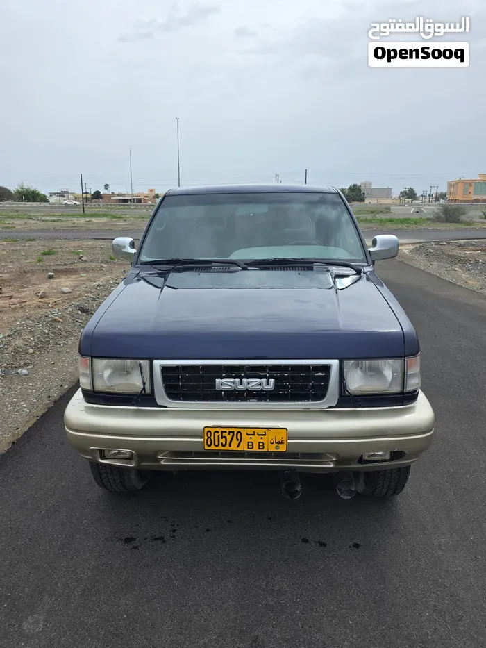 Isuzu Trooper 1998 photo 3