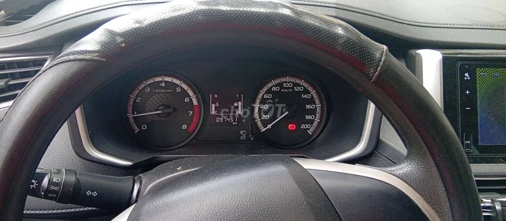 Mitsubishi Xpander 2023 photo 4