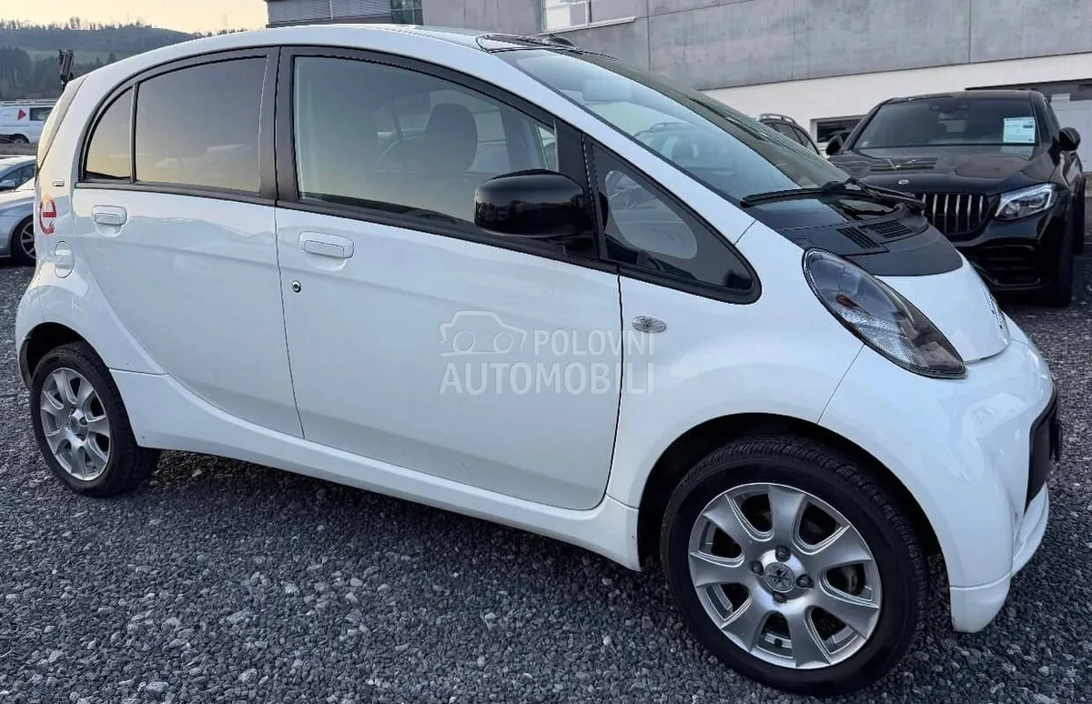 Citroen C-Zero 2012 photo 2