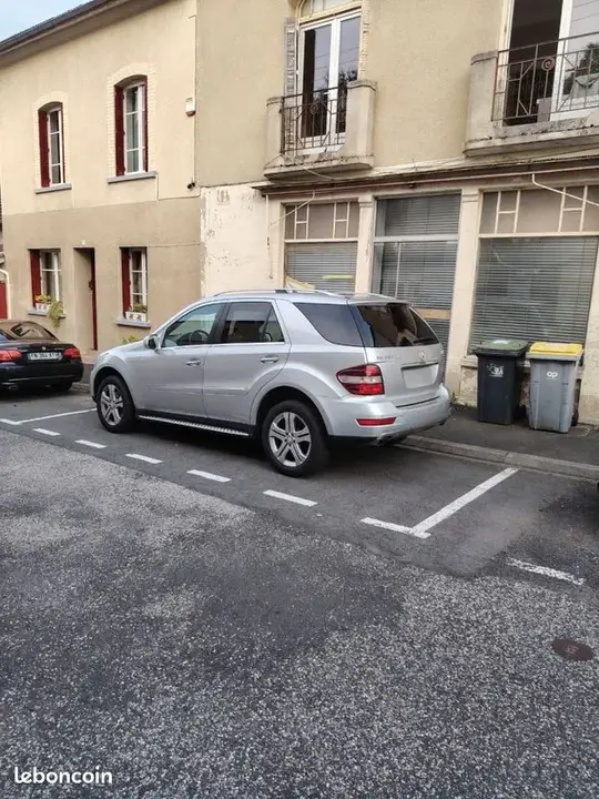 Mercedes-Benz Ml 350 Cdi 2010 photo 2