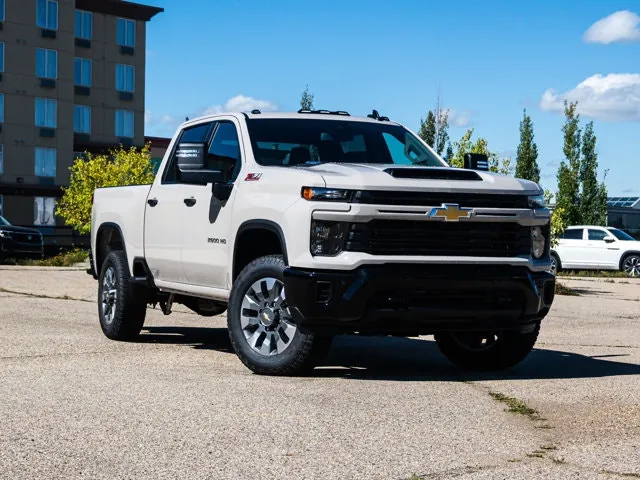 Chevrolet Silverado 2500Hd 2026 photo 2