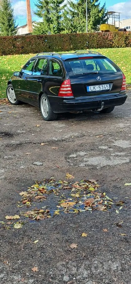 Mercedes-Benz C220 2006 photo 4