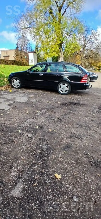 Mercedes-Benz C220 2006 photo 5