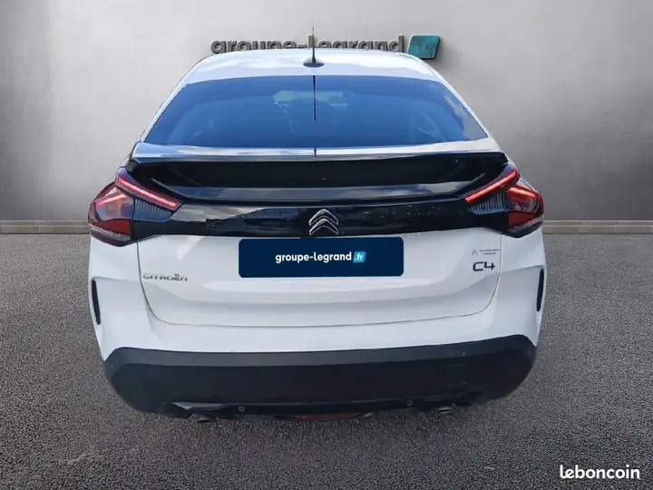Citroen C4 2023 photo 5