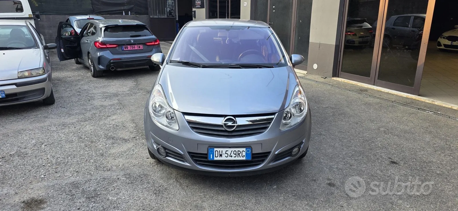 Opel Corsa 2009 photo 2