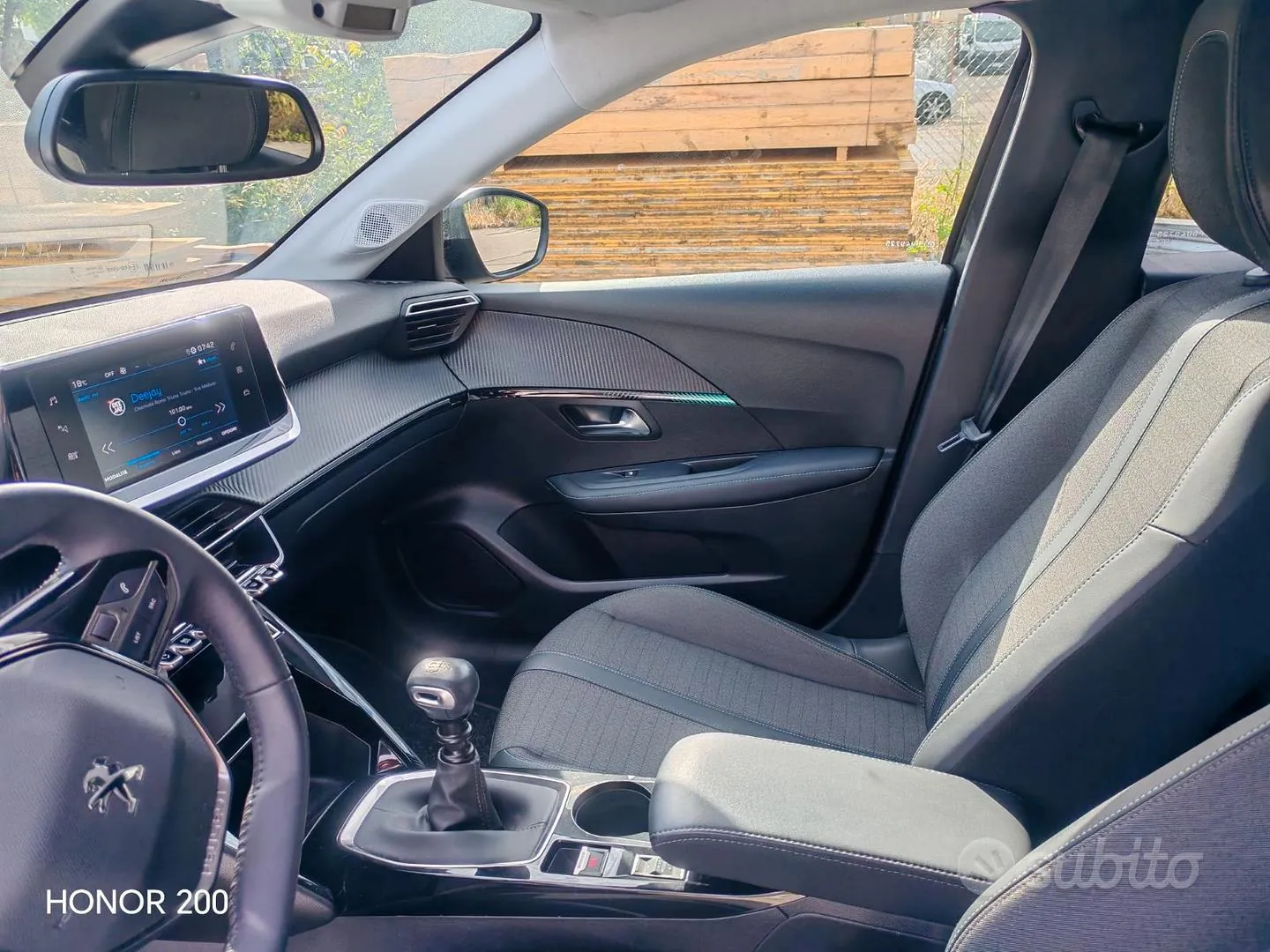 Peugeot 208 2023 photo 5