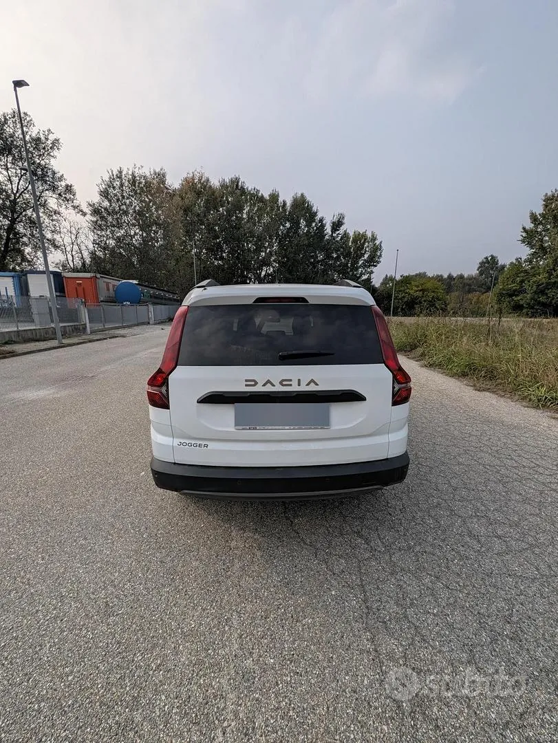 Dacia Jogger 2024 photo 2