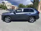 Toyota Rav4 2020 photo 5