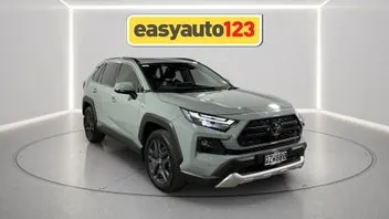 Toyota Rav4 2025 photo 2