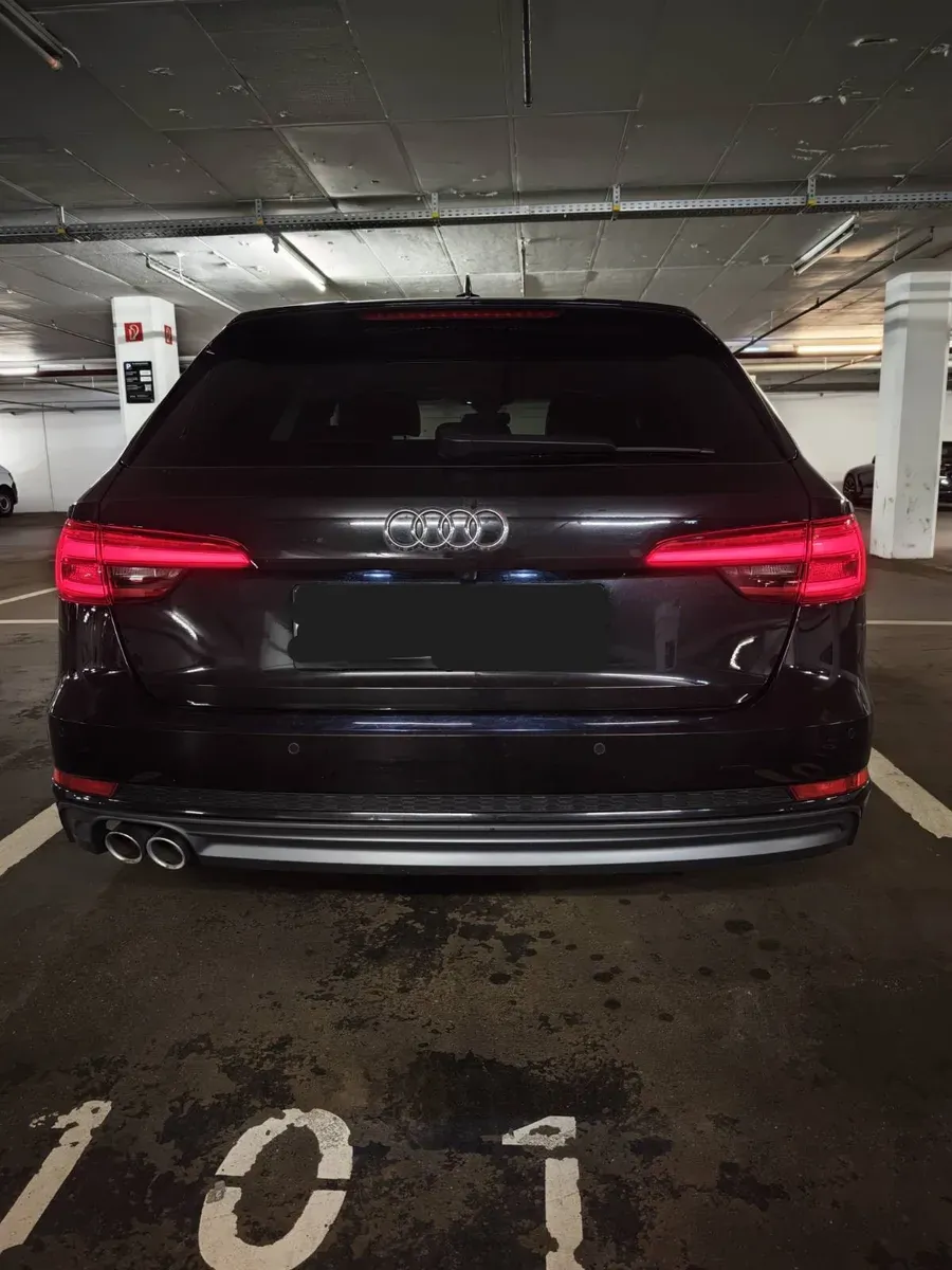 Audi A4 2017 photo 2