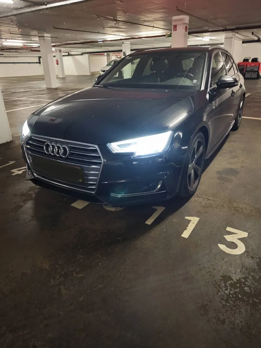 Audi A4 2017 photo 3