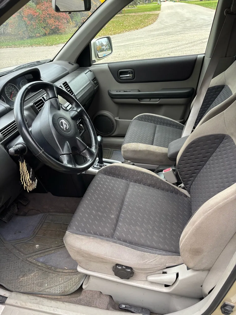 Nissan Xtrail 2005 photo 4