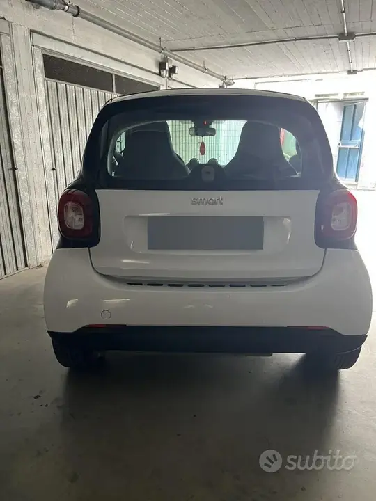 Smart Fortwo 2018 photo 4