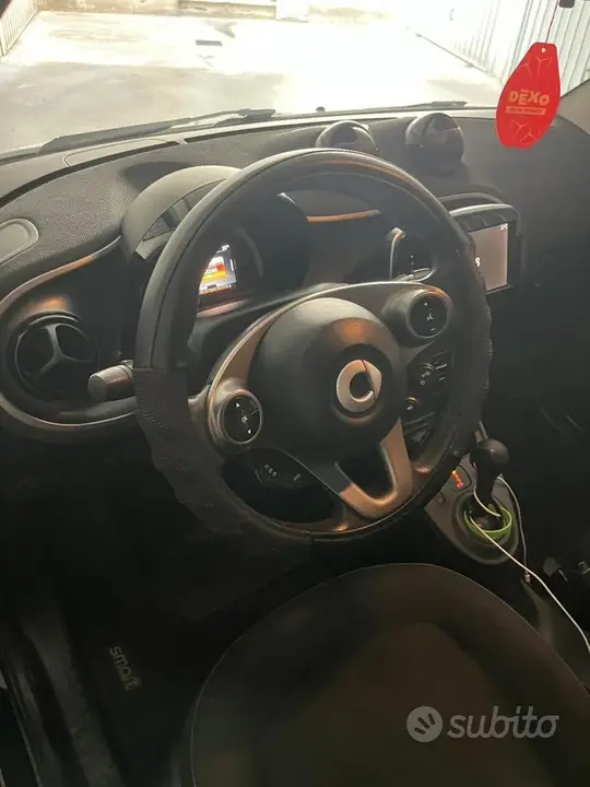 Smart Fortwo 2018 photo 5