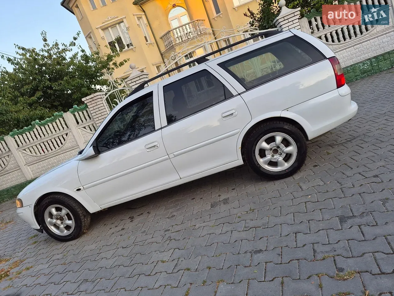 Opel Vectra 1998 photo 3