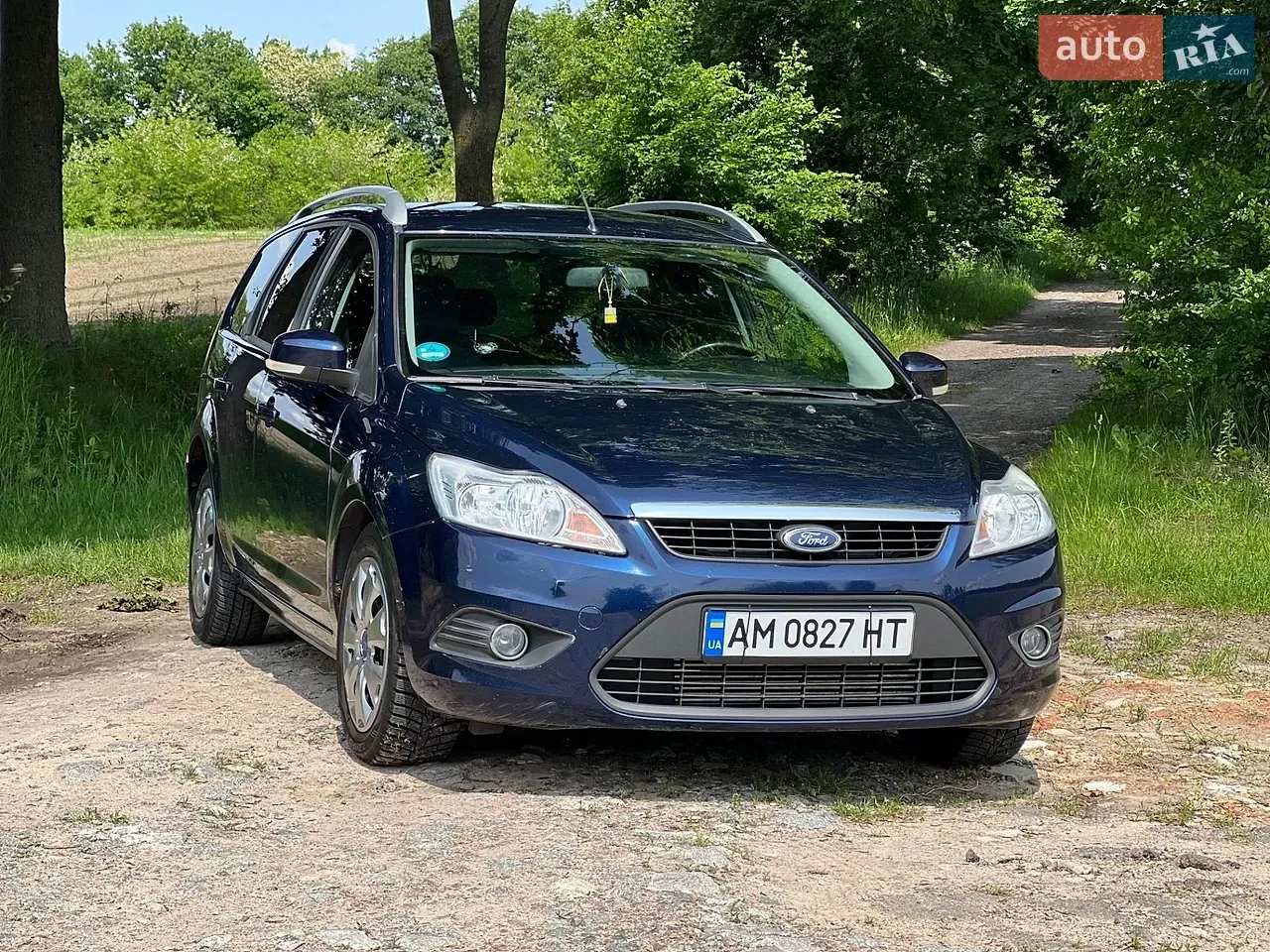 Ford Focus 2010 photo 2