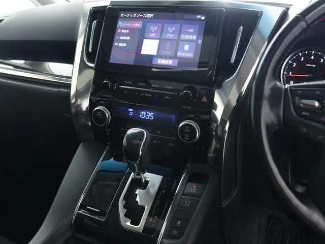 Toyota Alphard 2020 photo 4