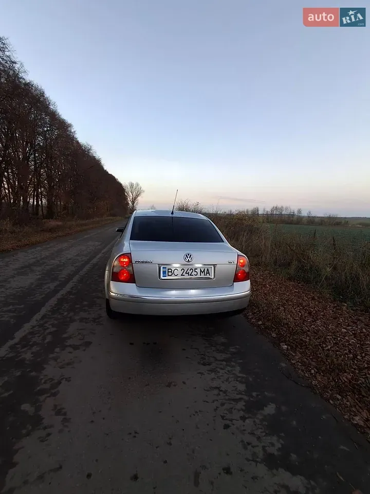Volkswagen Passat 2004 photo 5