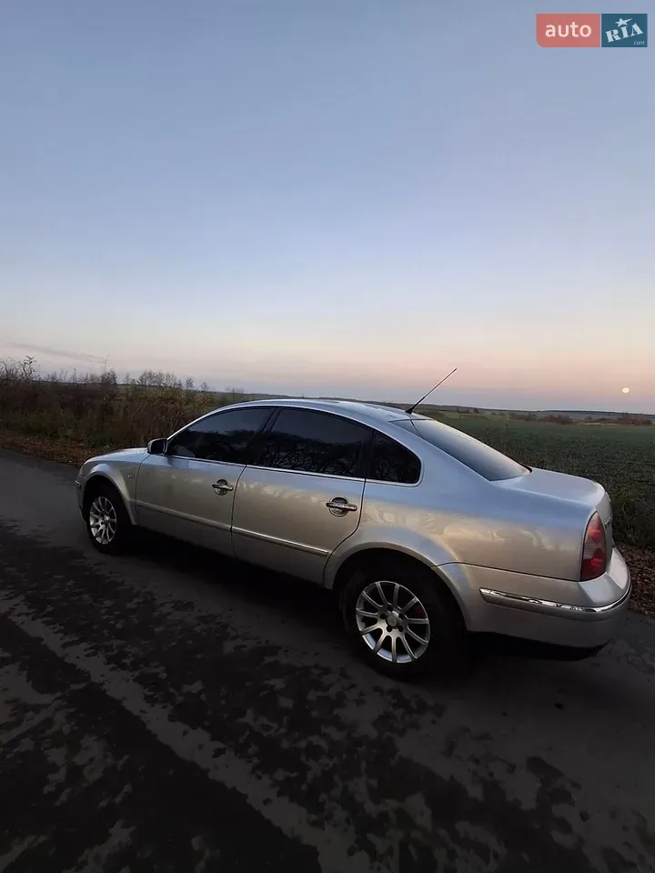 Volkswagen Passat 2004 photo 4