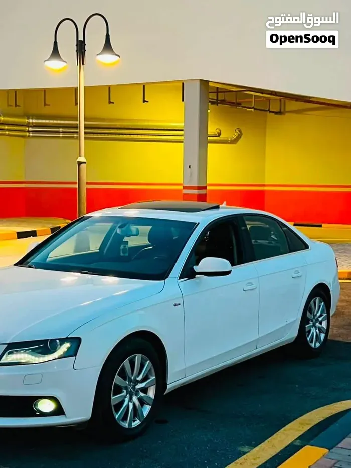 Audi A4 2010 photo 4