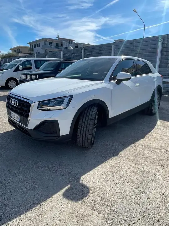 Audi Q2 2021 photo 2
