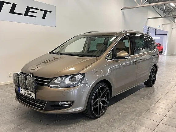 Volkswagen Sharan 2017 photo 2