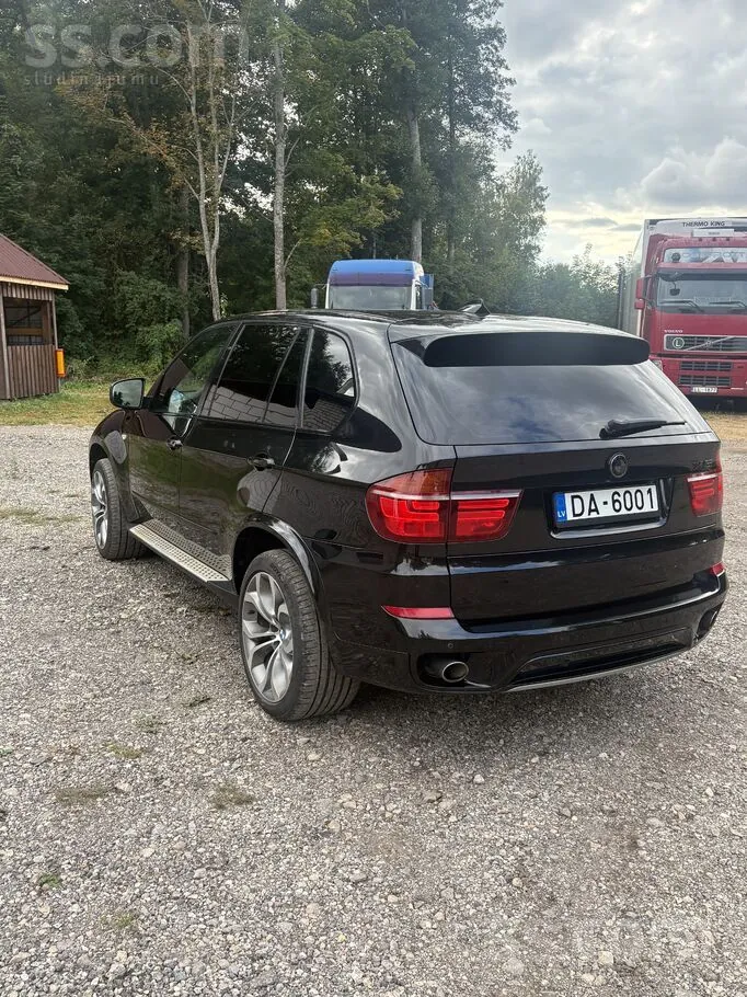 BMW X5 2011 photo 3