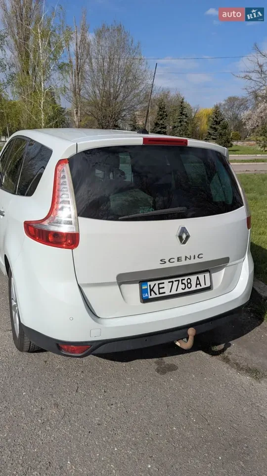 Renault Grand Scenic 2009 photo 5