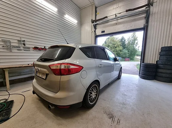 Ford C-Max 2011 photo 4