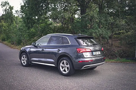 Audi Q5 2018 photo 3