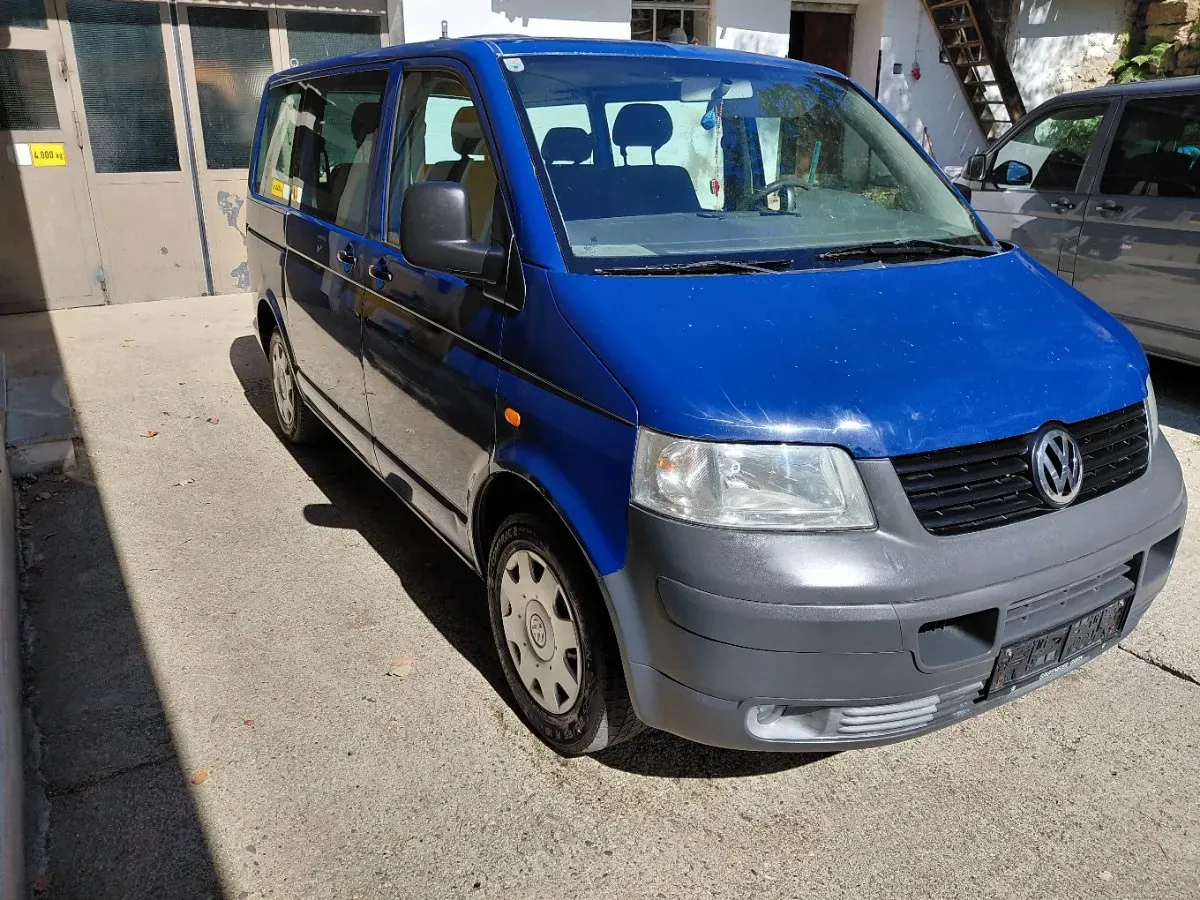Volkswagen T5 2005 photo 3