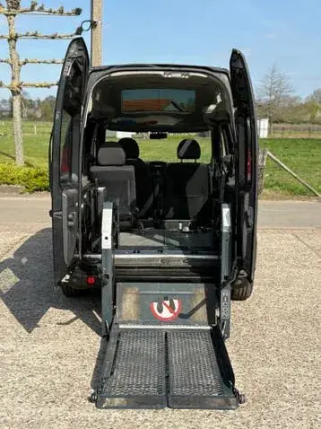 Fiat Doblo 2007 photo 2