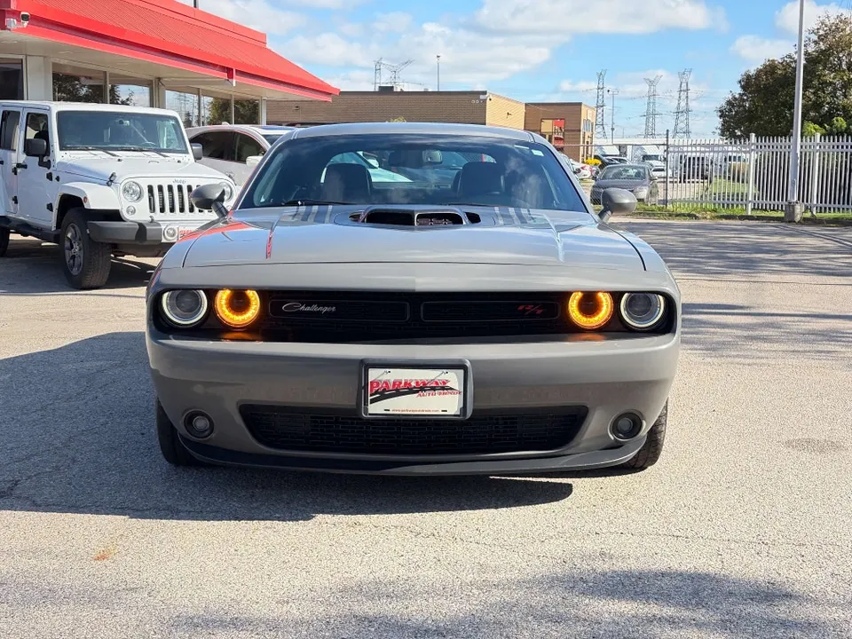 Dodge Challenger 2017 photo 3