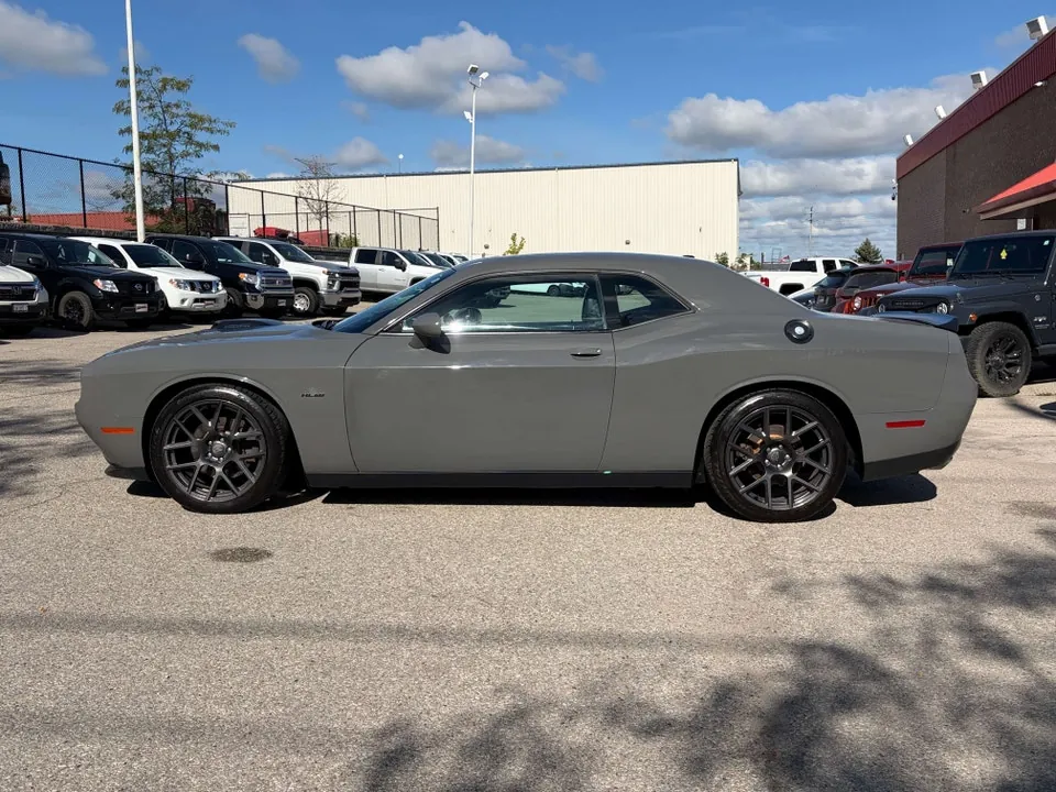 Dodge Challenger 2017 photo 4