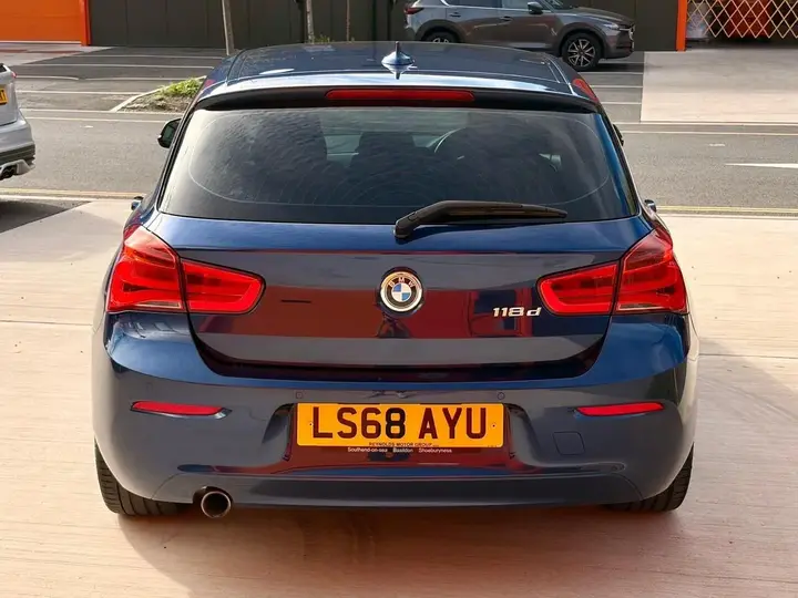 BMW 1 Series 2019 photo 5