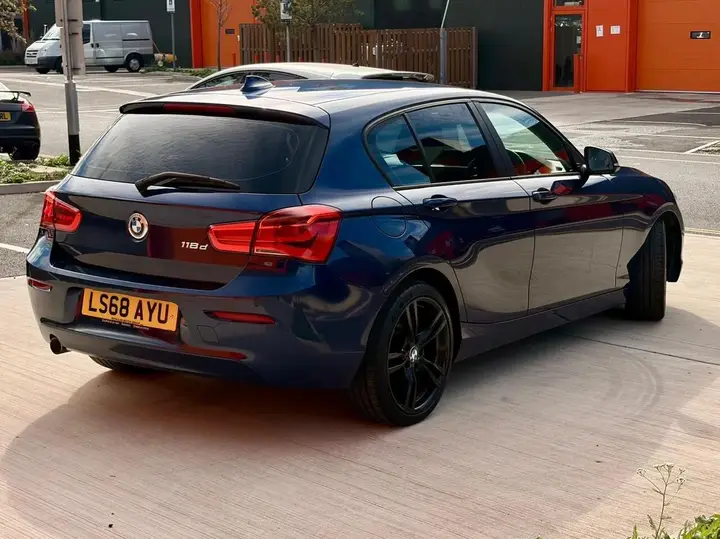 BMW 1 Series 2019 photo 4