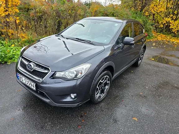 Subaru Xv 2012 photo 2